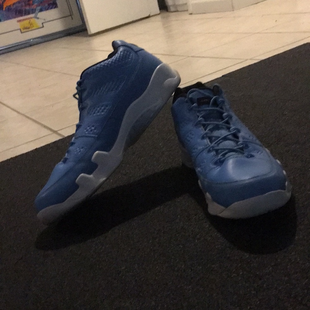 COPY - Jordan Retro 9 Low Pantone Size 14
